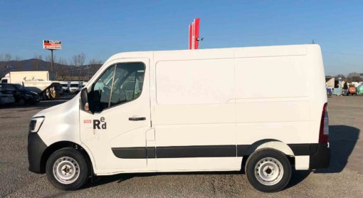Renault Truck Master Red Edition lato