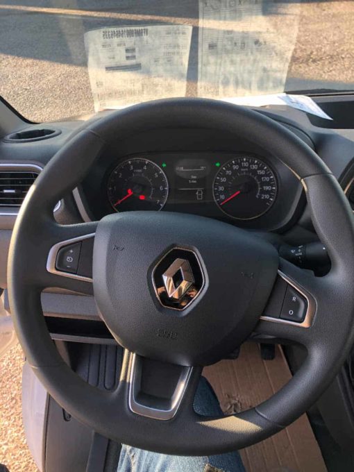 renault trucks master red edition volante