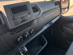 Renault Truck Master Red Edition interni plancia